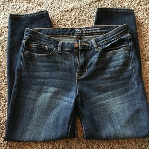 GAP - slim straight crop